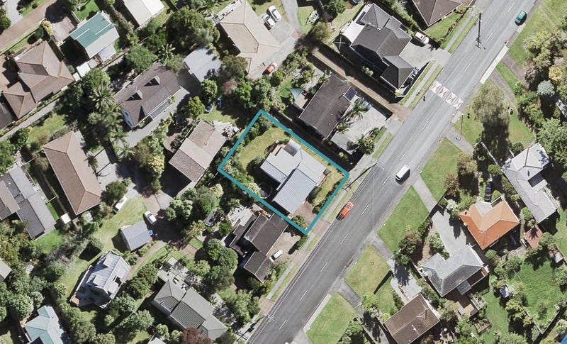17 Avonleigh Road, Green Bay, Auckland - Carousel 1