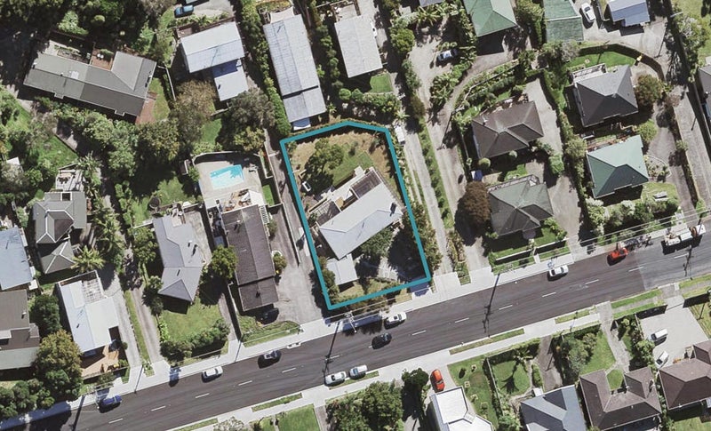 26 Pupuke Road, Hillcrest, Auckland - Carousel 1