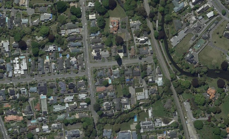 8 Daresbury Lane, Fendalton, Christchurch - Carousel 1