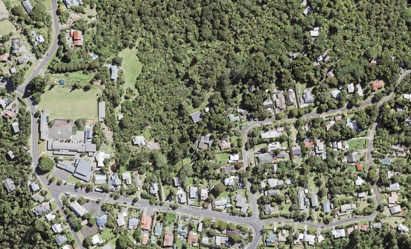 11B Tane Road, Laingholm, Auckland - Carousel 1
