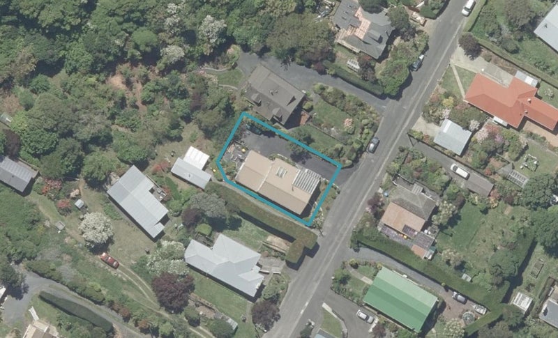 14 Finch Street, Saint Leonards, Dunedin - Carousel 1