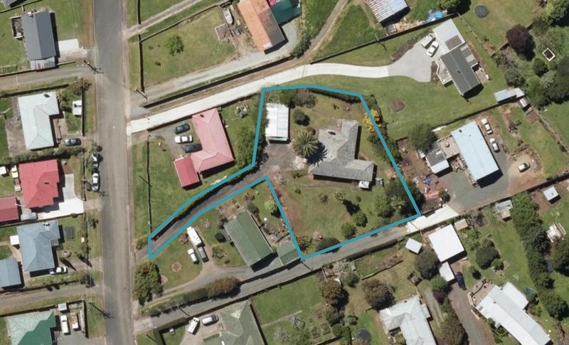 17 Charles Street, Kamo, Whangarei - Carousel 1