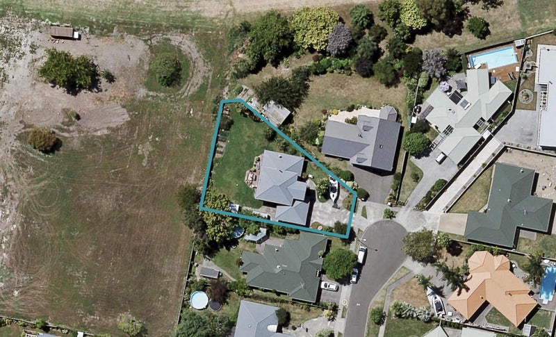 13 Jacaranda Place, Greenmeadows, Napier - Carousel 1
