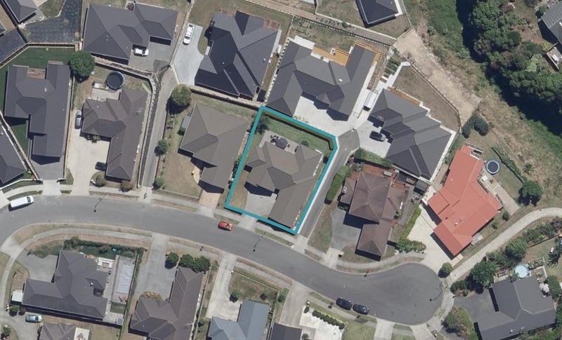 23 Santiago Place, Flagstaff, Hamilton - Carousel 1