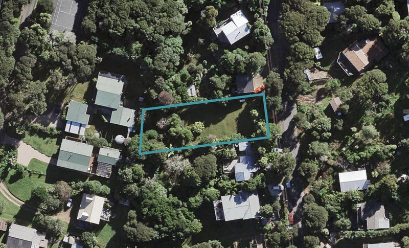 54 O'Brien Road, Omiha, Waiheke Island - Carousel 1