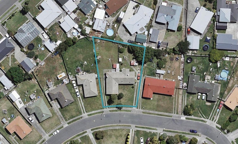 39/37 Cottrell Crescent, Onekawa, Napier - Carousel 1