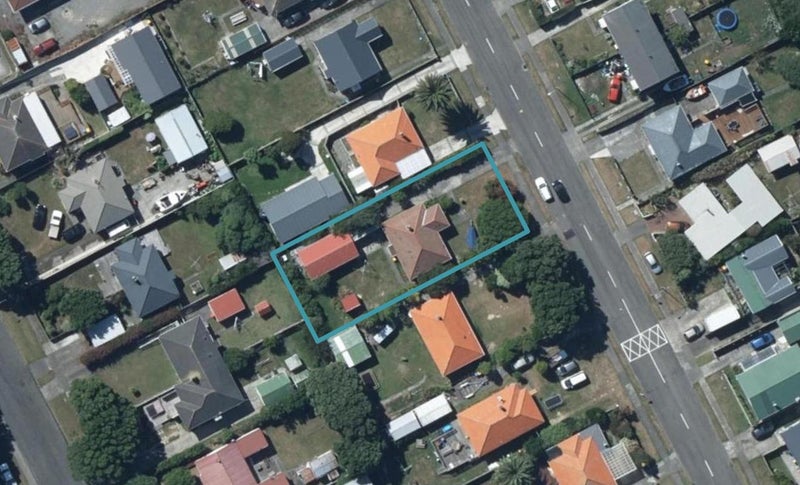 20 Kapiti Crescent, Titahi Bay, Porirua - Carousel 1