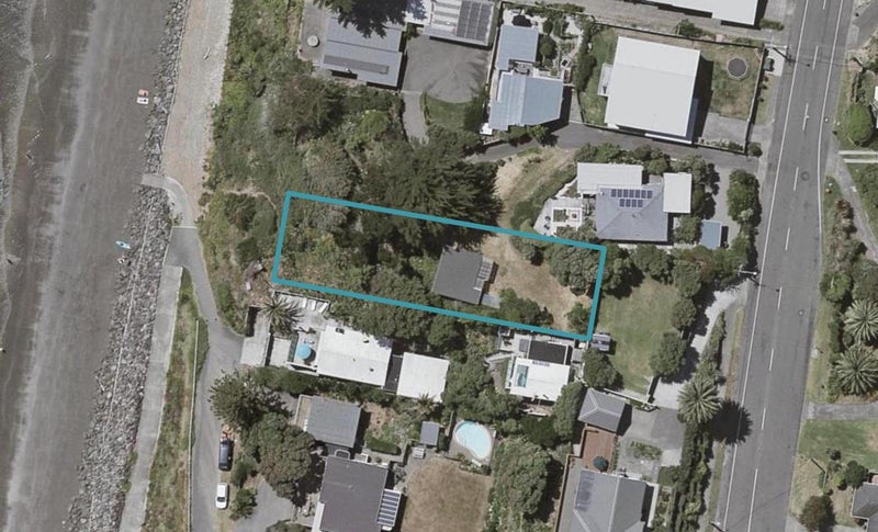 8 The Esplanade, Raumati South, Paraparaumu - Carousel 1