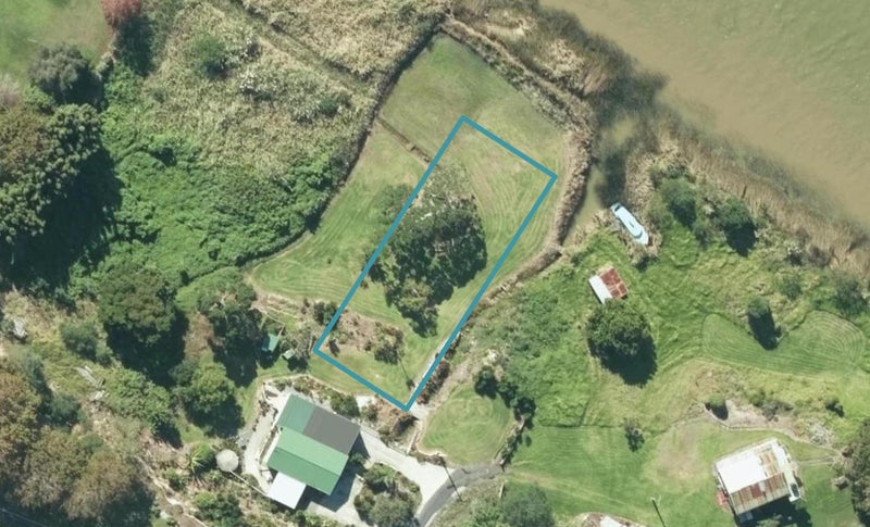 8 Withers Street, Te Kopuru - Carousel 1