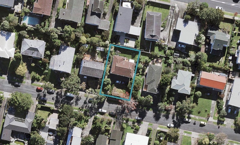 9 Barlow Place, Chatswood, Auckland - Carousel 1