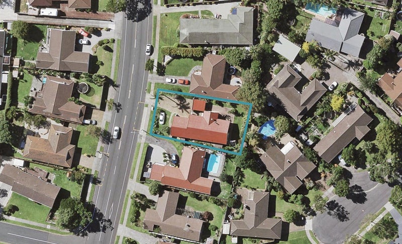172 Prince Regent Drive, Farm Cove, Auckland - Carousel 1