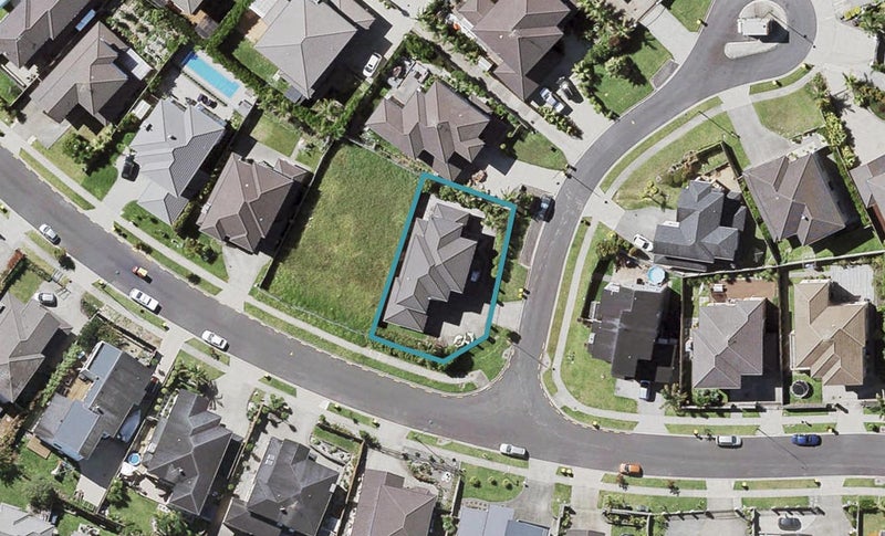 2 Melmore Place, Pinehill, Auckland - Carousel 1
