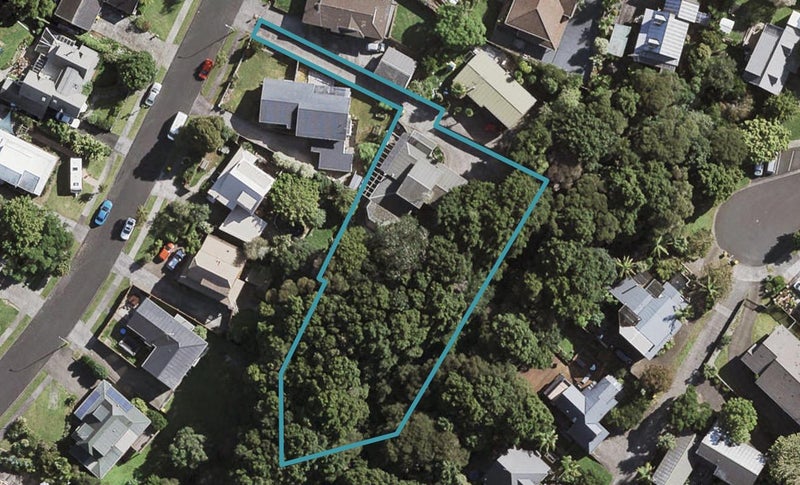 12 Hakea Place, Totara Heights, Auckland - Carousel 1