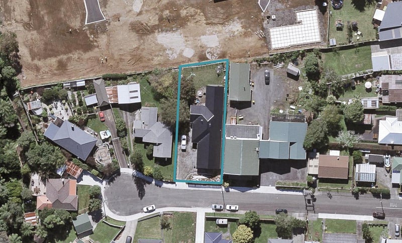 8 Lynton Street, Upper Vogeltown, New Plymouth - Carousel 1