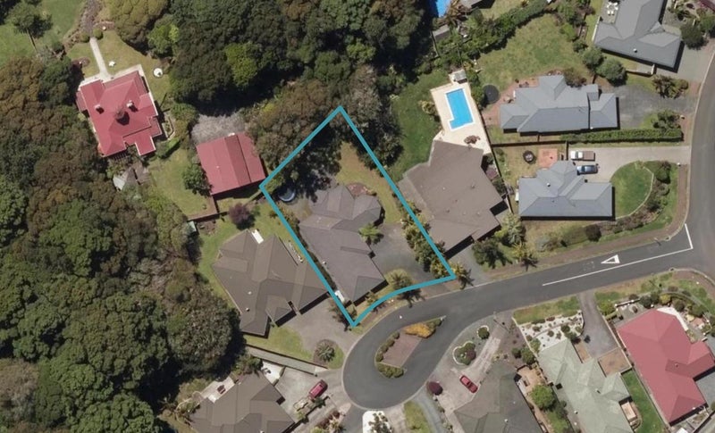 6 Sequoia Place, Kamo, Whangarei - Carousel 1