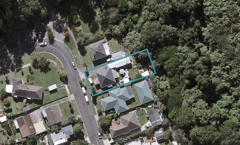 3 Somerset Street, Brooklands, New Plymouth - Carousel 1