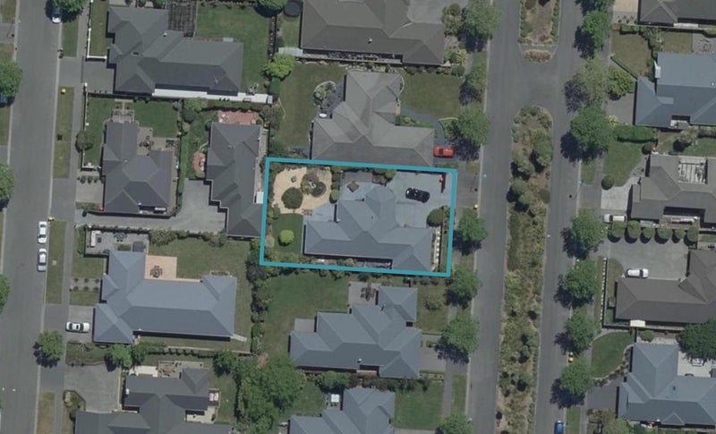 23 Riverwood Boulevard, Redwood, Christchurch - Carousel 1