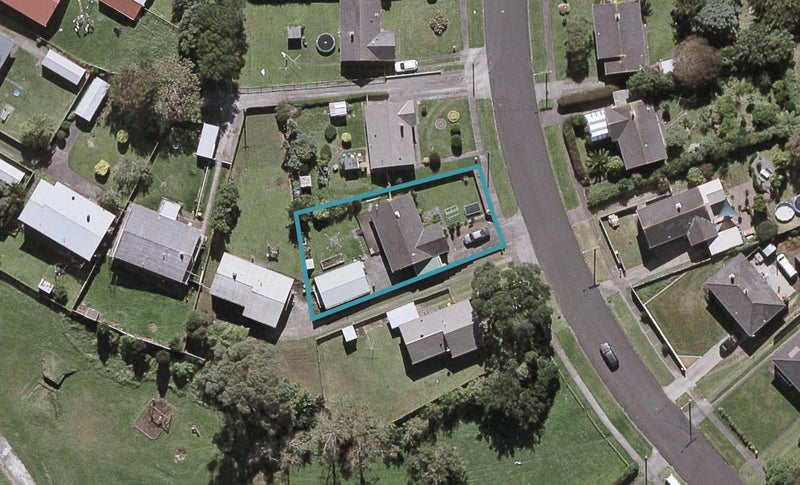 91 Cook Street, Marfell, New Plymouth - Carousel 1