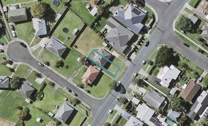 53B Eversleigh Road, Belmont, Auckland - Carousel 1
