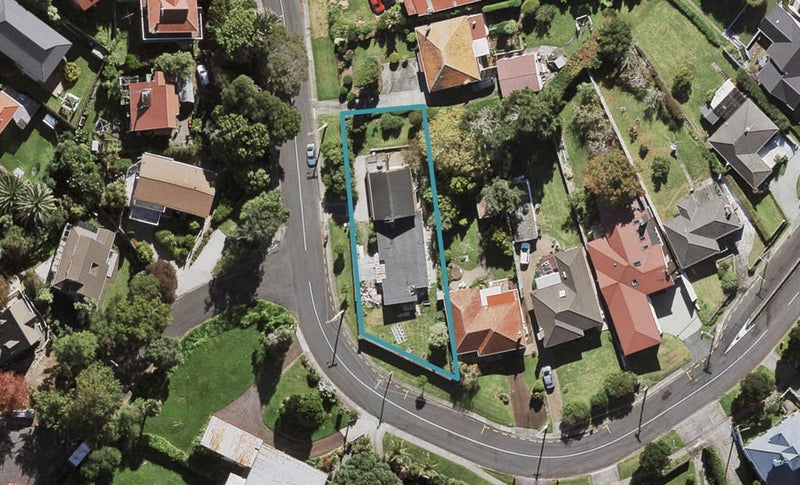 57 Seacliffe Road, Hillsborough, Auckland - Carousel 1