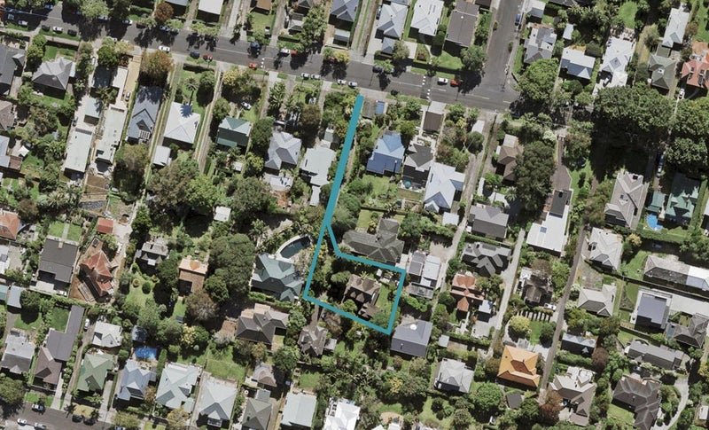 27 St Leonards Road, Mount Eden, Auckland - Carousel 1