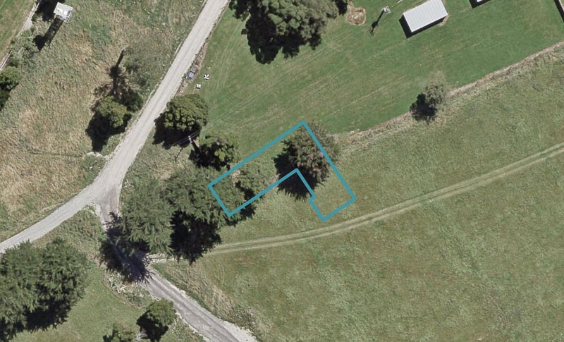 2 Humphrey Rainey Lane, Wallaceville, Upper Hutt - Carousel 1