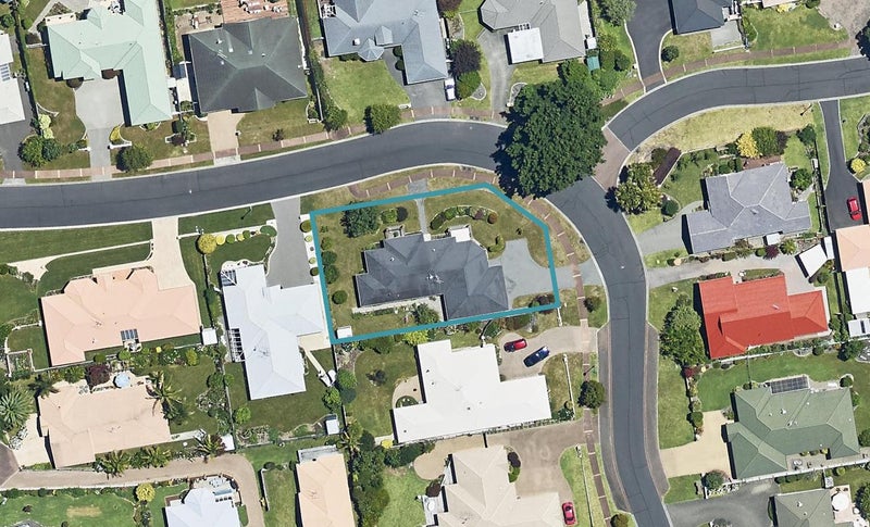 19 Huntington Drive, Bethlehem, Tauranga - Carousel 1