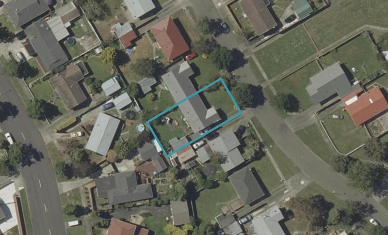 50 Halswell Crescent, Westbrook, Palmerston North - Carousel 1