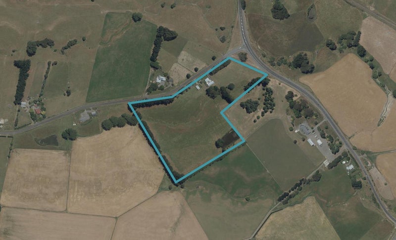 19 Fergusson Road, Halcombe, Feilding - Carousel 1