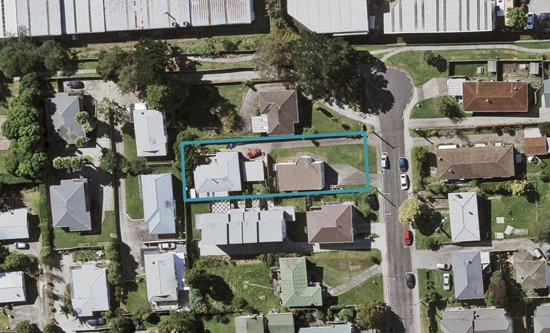 1/18 Woodall Place, Tōtara Vale, Auckland - Carousel 1