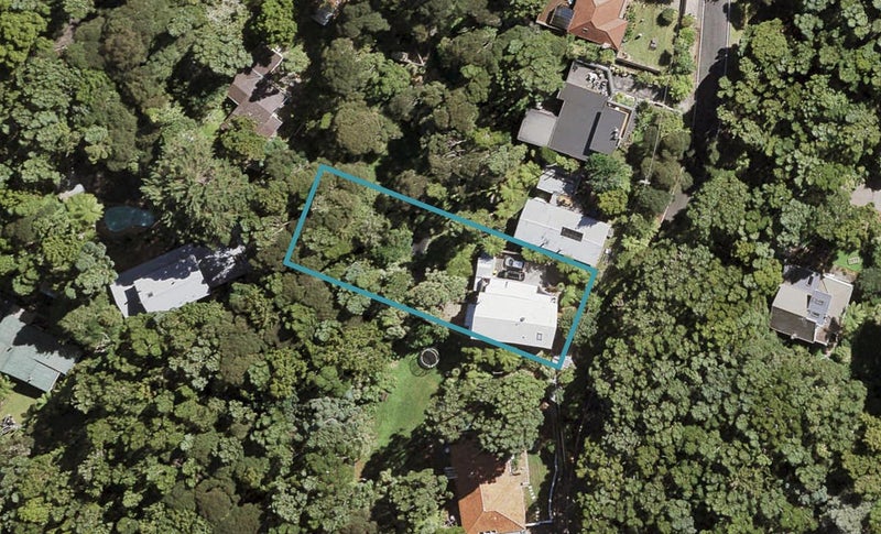 27 Kopiko Road, Titirangi, Auckland - Carousel 1