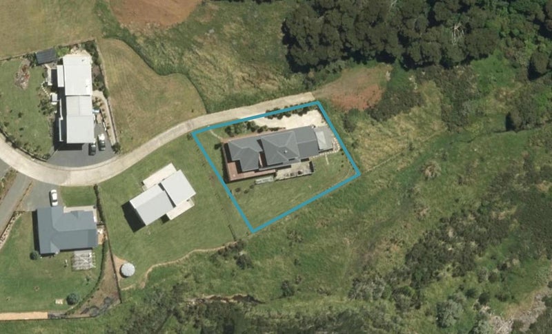 12 Tiaho Place, Whangarei - Carousel 1
