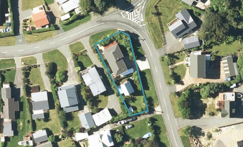 2328 Croisilles-French Pass Road, Okiwi Bay, Ōkiwi Bay - Carousel 1