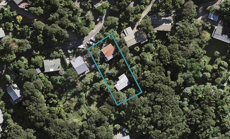 69 Fairview Crescent, Omiha, Waiheke Island - Carousel 1