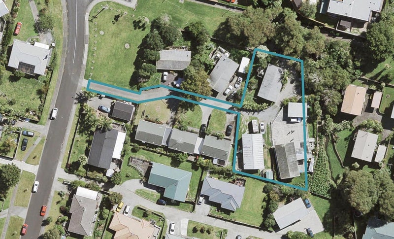 1/10 Roick Parade, Glen Eden, Auckland - Carousel 1