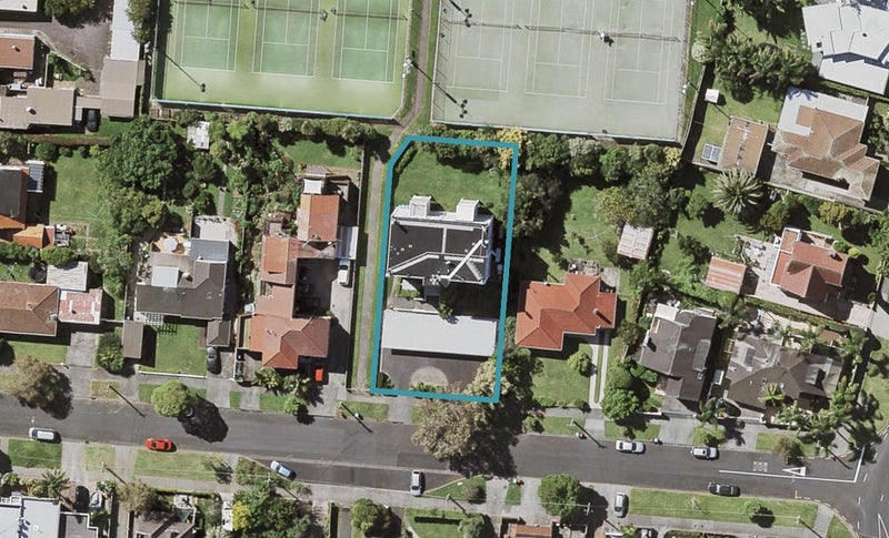 8/10 Tagalad Road, Mission Bay, Auckland - Carousel 1