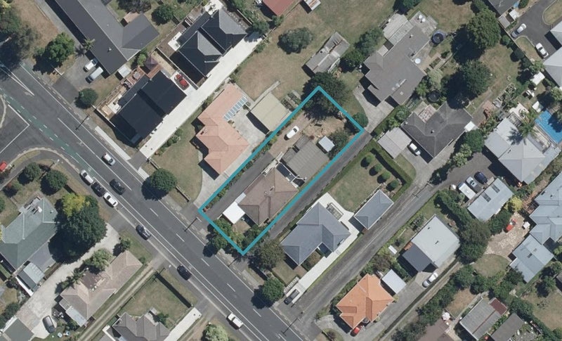 24 Garnett Avenue, Forest Lake, Hamilton - Carousel 1