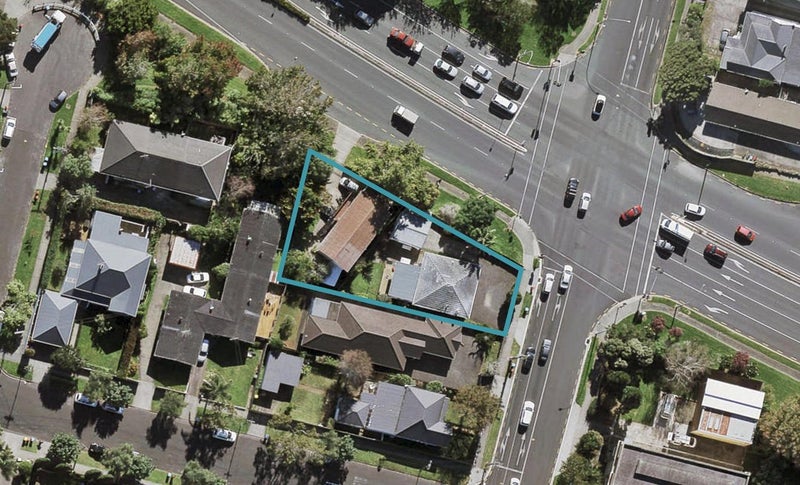 67A The Drive, Epsom, Auckland - Carousel 1
