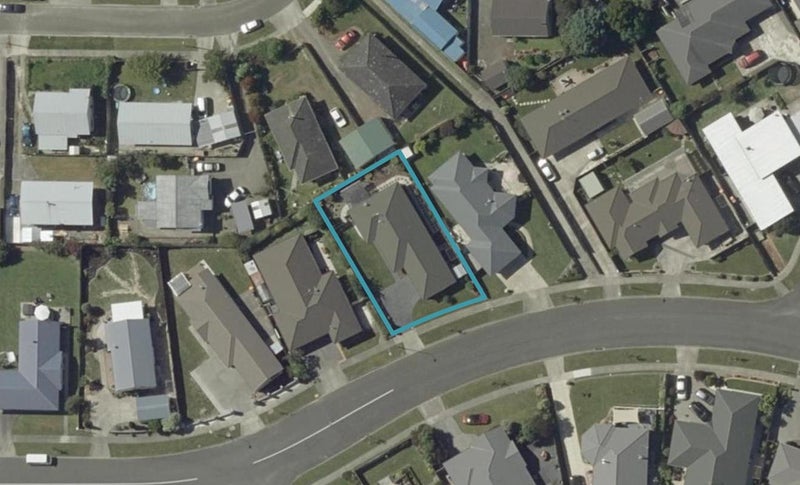 47 Peter Hall Drive, Kelvin Grove, Palmerston North - Carousel 1