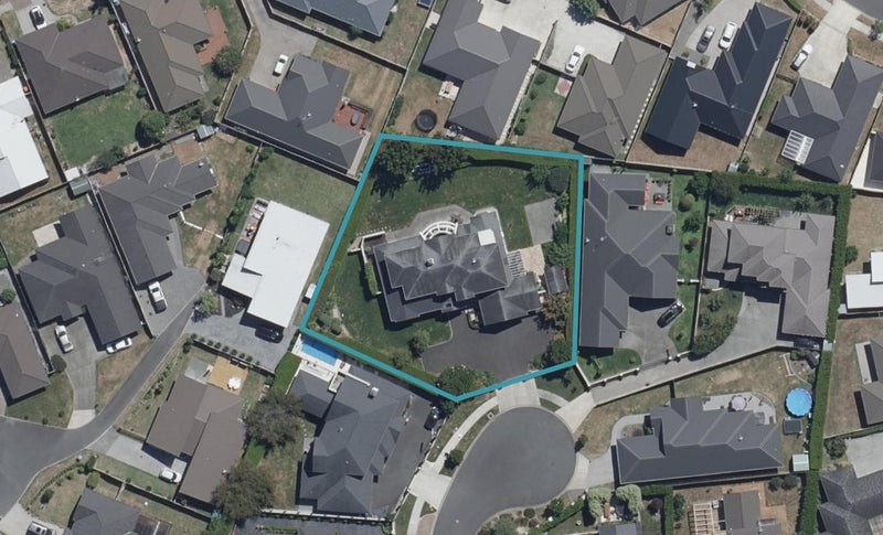 9 Johnnybro Place, Rototuna North, Hamilton - Carousel 1