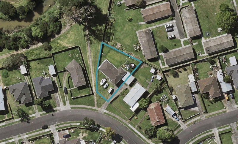 5 Cosmo Place, Otara, Auckland - Carousel 1