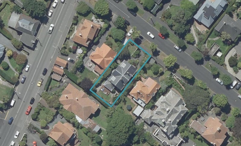6 Claremont Street, Maori Hill, Dunedin - Carousel 1