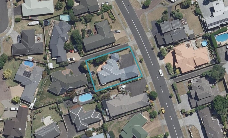 7 Caversham Drive, Rototuna, Hamilton - Carousel 1