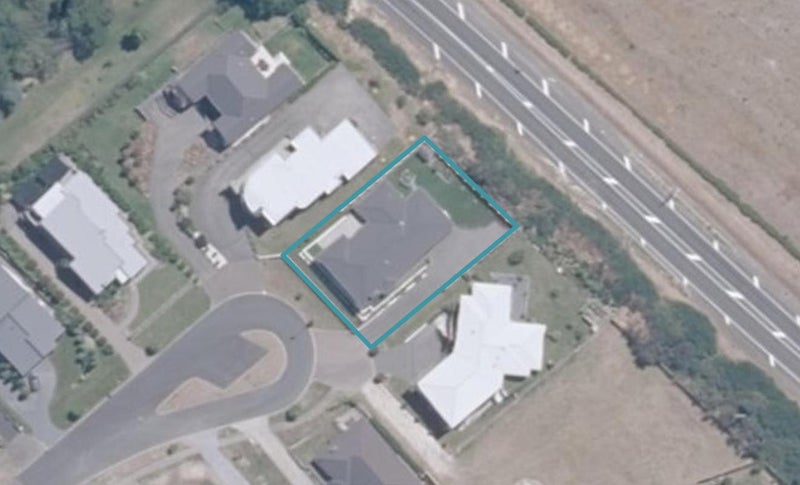 38 Magnolia Rise, Waipahihi, Taupo - Carousel 1