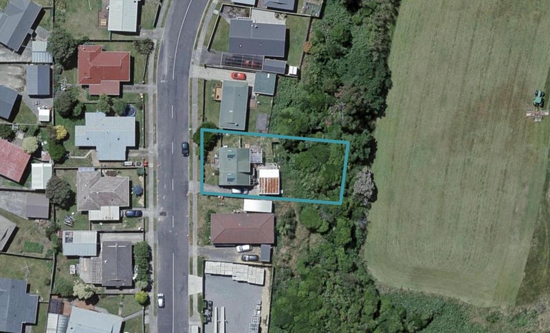 43 Nassau Avenue, Grenada North, Wellington - Carousel 1