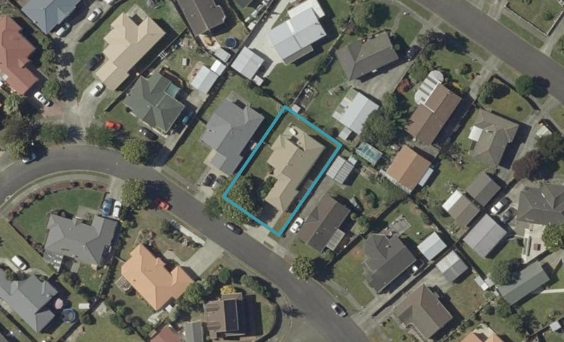 28 Dalfield Place, Highbury, Palmerston North - Carousel 1