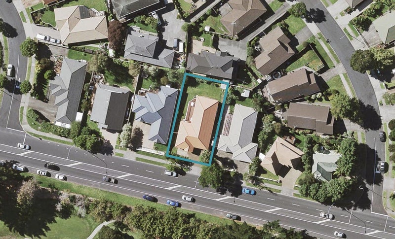 256 Cascades Road, Botany Downs, Auckland - Carousel 1