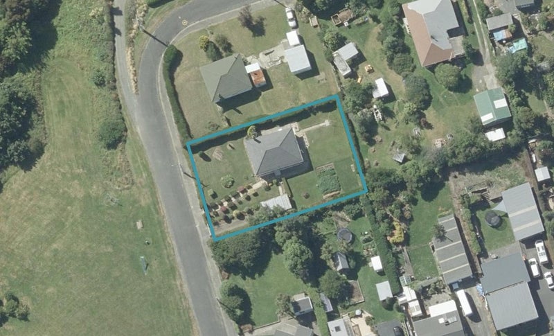 26 Manuka Street, Ravensbourne, Dunedin - Carousel 1