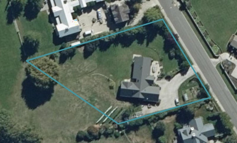 15 Waimana Place, Wanaka - Carousel 1