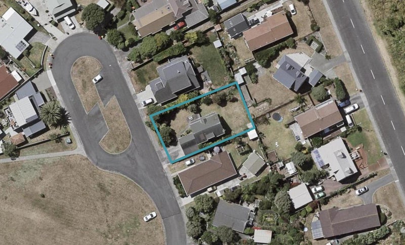38 Olive Terrace, Paraparaumu Beach, Paraparaumu - Carousel 1